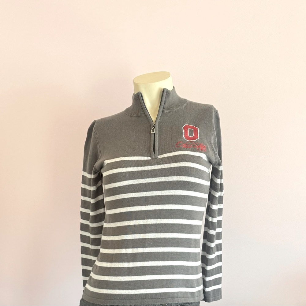 Women’s small Ohio State lightweight sweater from Game Day